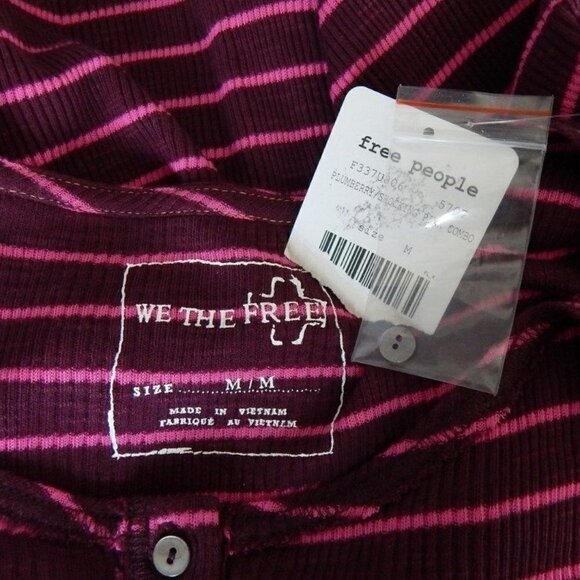 We The Free People Top Plumberry Shocking Pink Striped Cropped Henley NEW NWT M - Picture 5 of 5